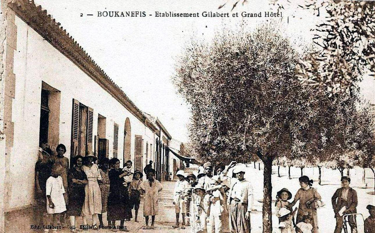2081- Boukanefis - Etablissement Gilabert et Grand Hotel.jpg